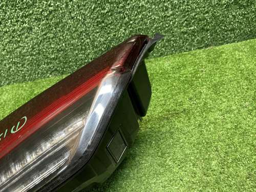 Фонарь левый внутренний Lexus RX 4 (2019-2022)