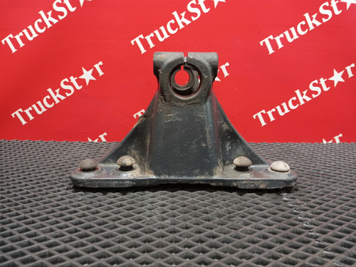 Кронштейн передней рессоры