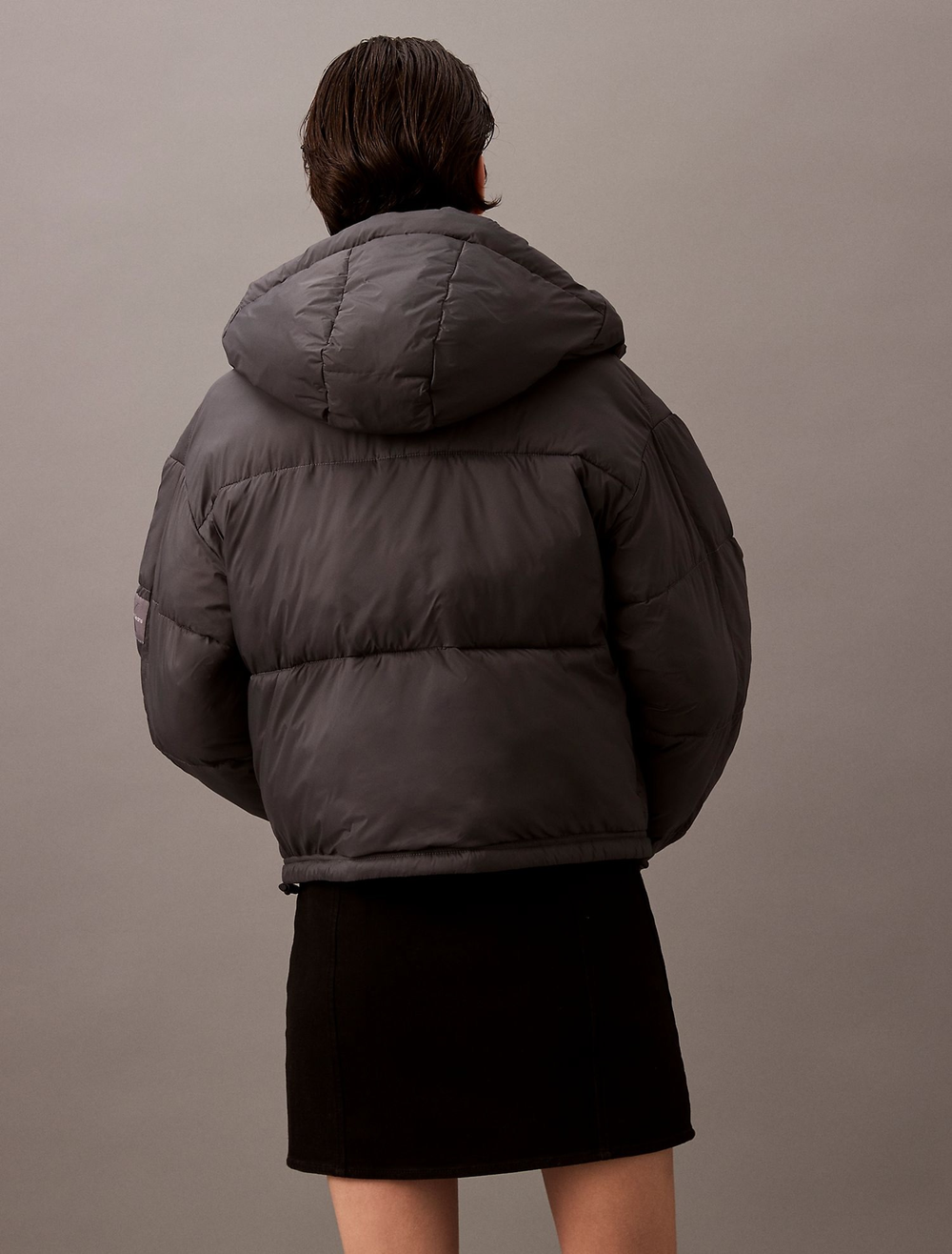 Утепленная куртка Calvin Klein Jeans Short Hooded Puffer Forged Iron