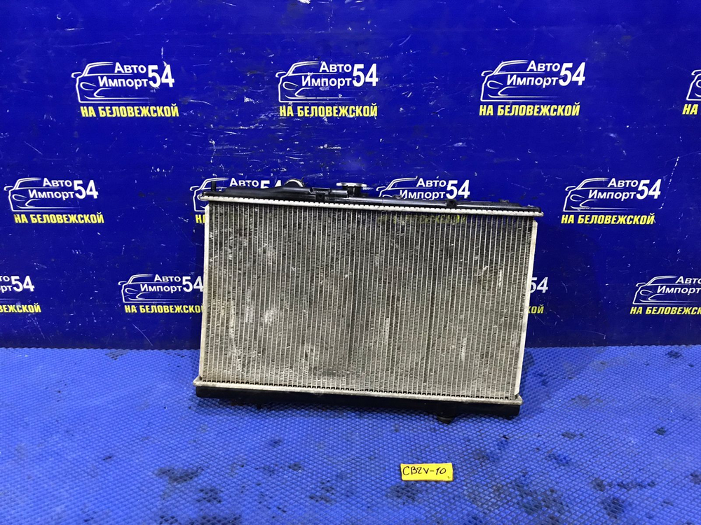 Радиатор двигателя MITSUBISHI LIBERO 1999