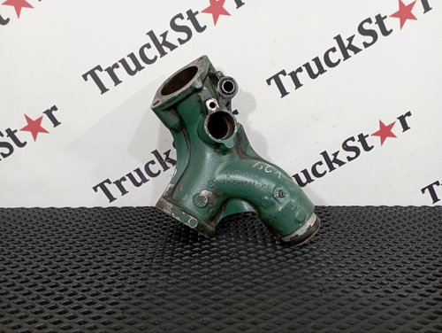 Патрубок системы охлаждения