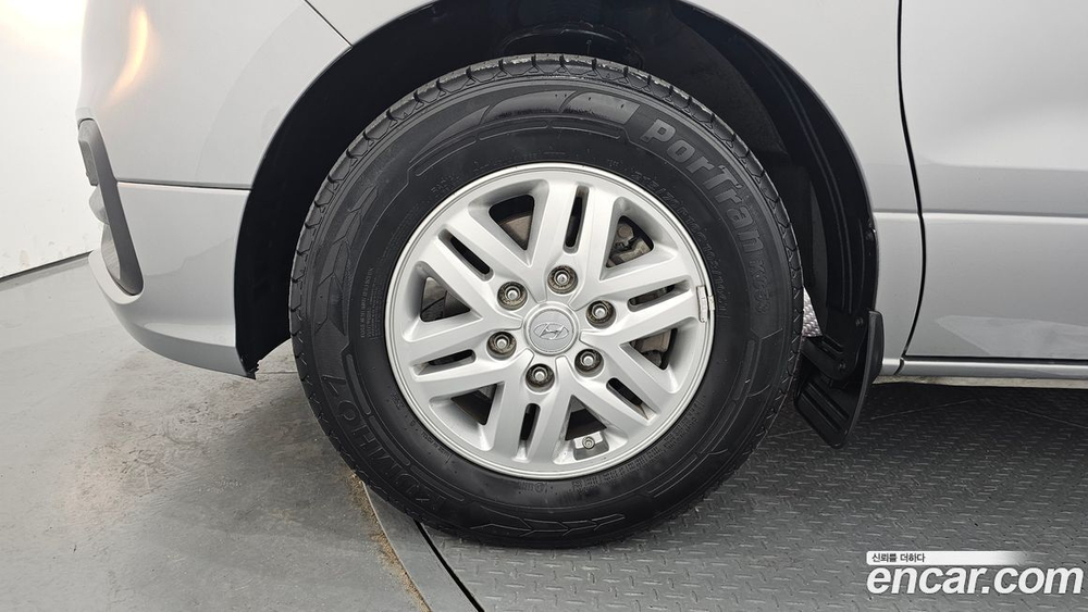 Hyundai The New Grand Starex Van 5인승 (04.2020)