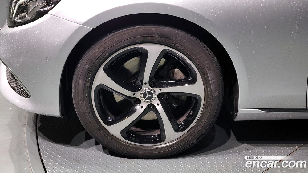 Mercedes-Benz E-Class W213 E250 Avangarde (02.2020)