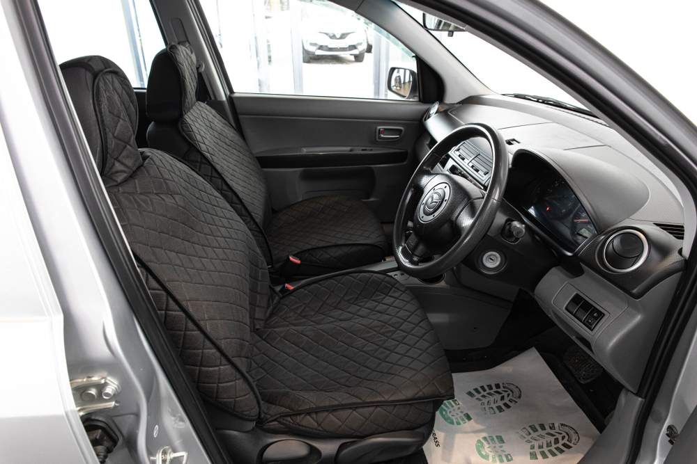 Mazda Demio, 2006 год
