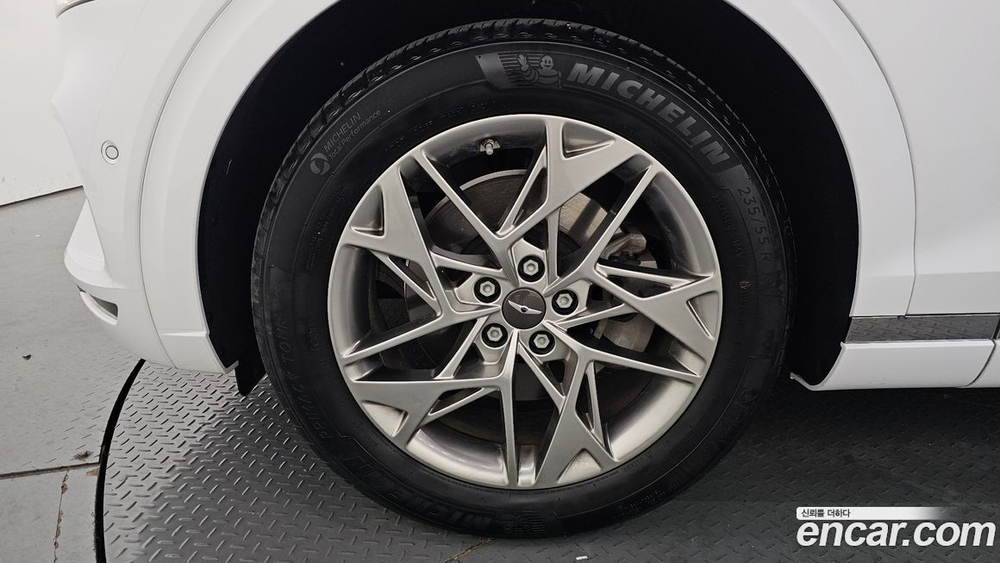 Genesis GV70 2.5T Бензин AWD (01.2022)