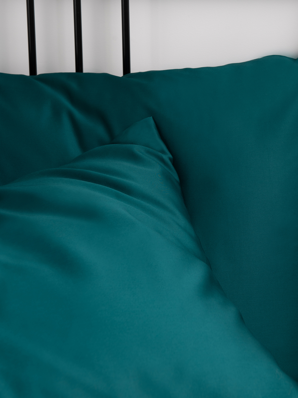 UTOPIA 2 наволочки, сатин изумрудный