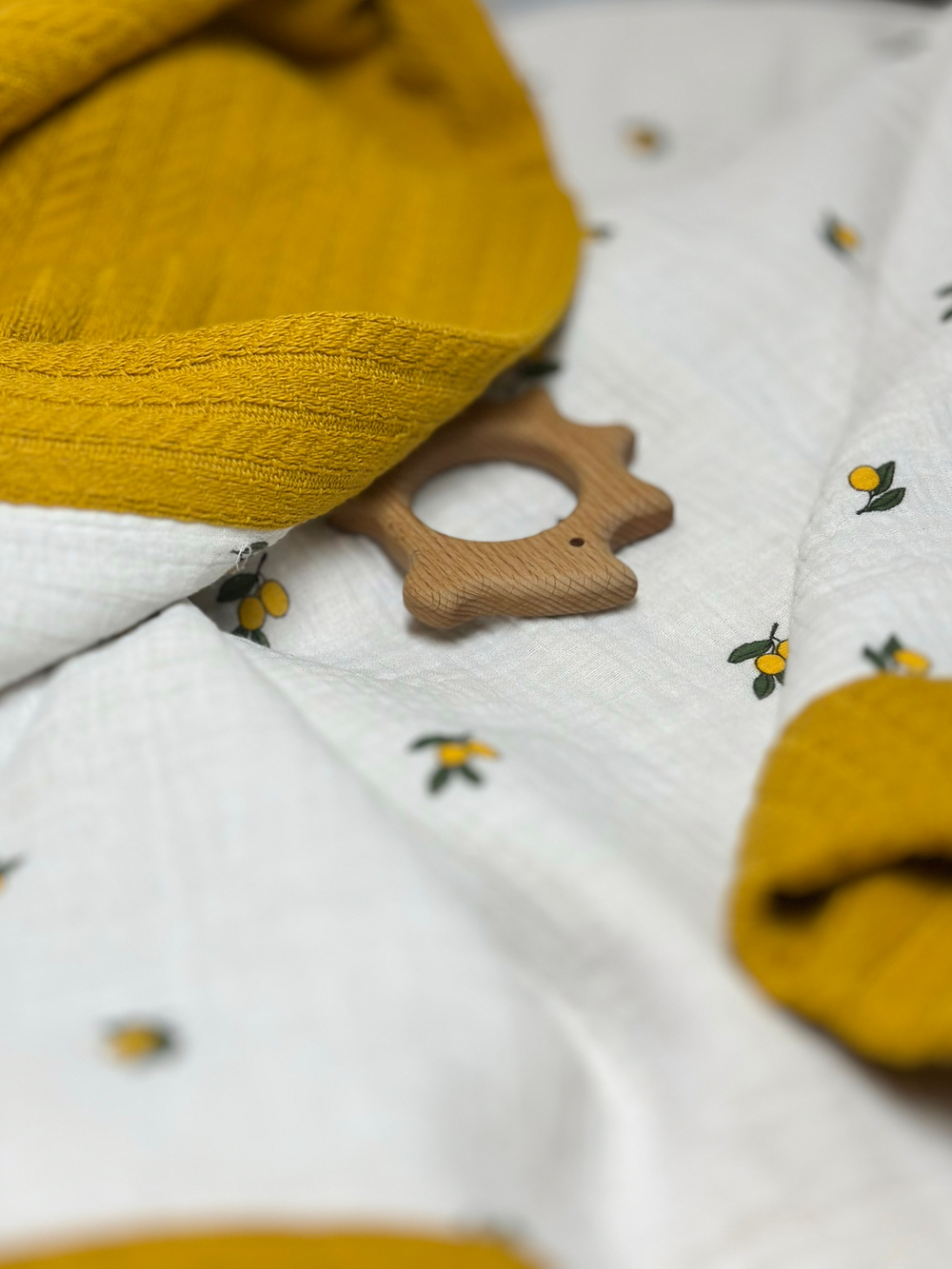 Утеплённый двусторонний плед-одеяло RinaAmari Горчица, 105*120