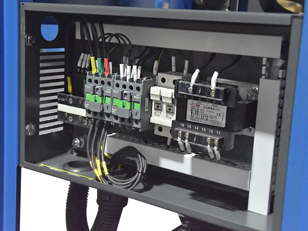 Винтовой компрессор KraftMachine KM30-10рВ-IP54-Hanbell