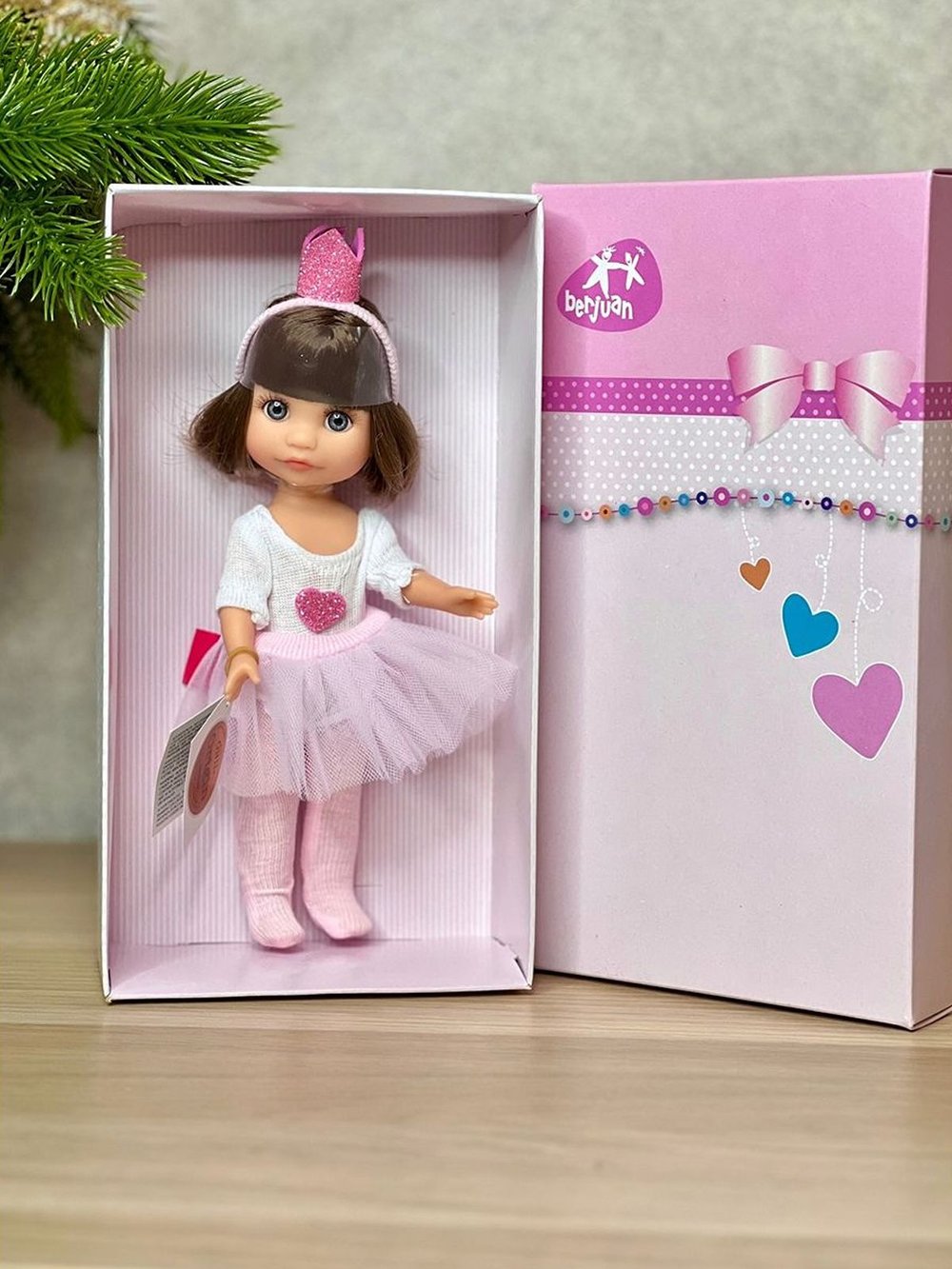 Кукла BERJUAN виниловая 22см Luci (1115)