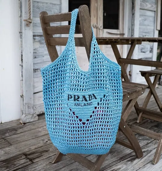 Женская сумка-тоут PRADA RAFFIA