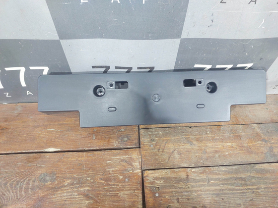 Площадка гос. номера Toyota 200 15-21 Аналог Новая 5211460230