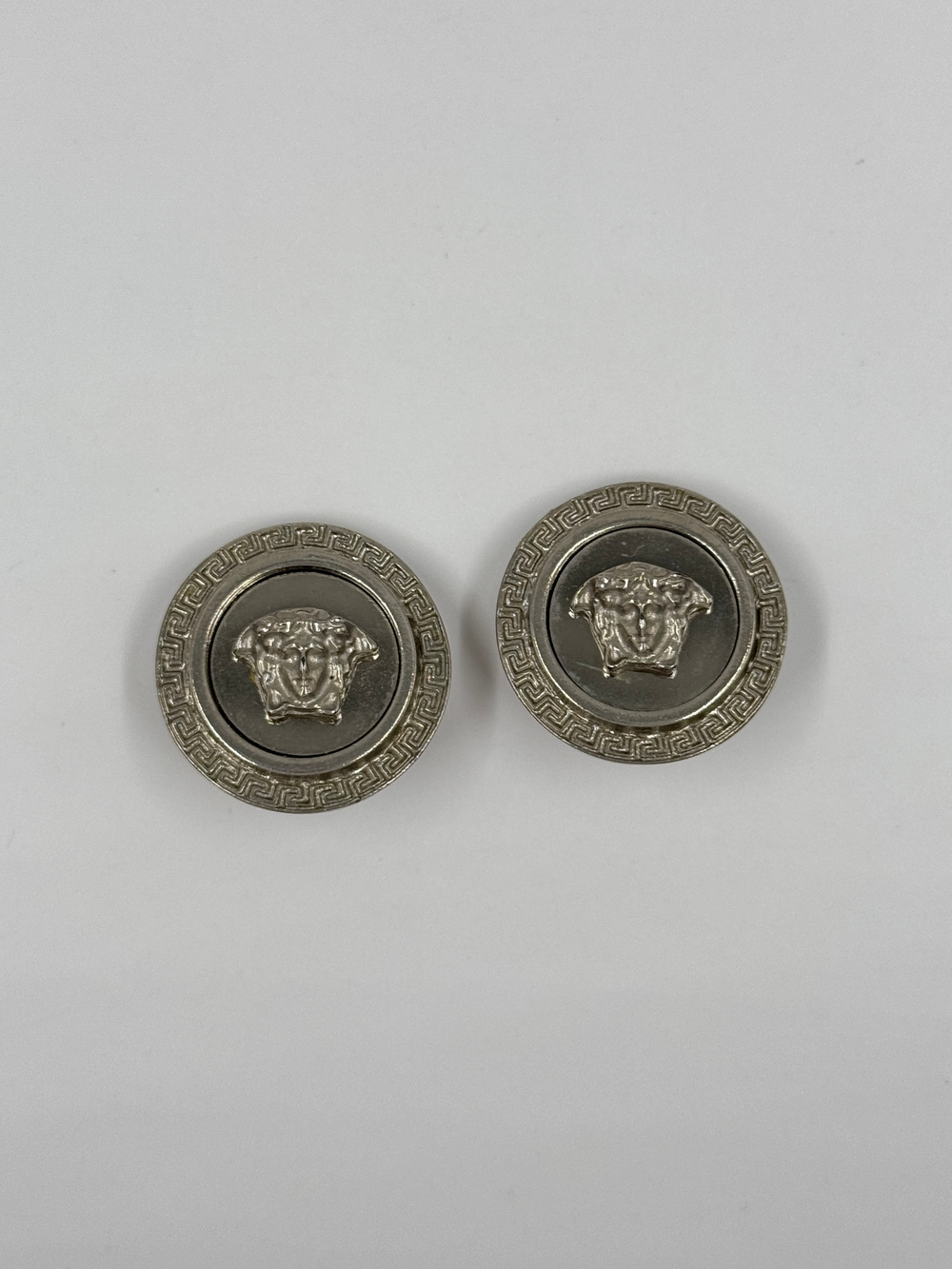 Клипсы Versace