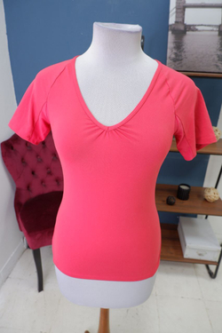 Футболка яркая 42 размер