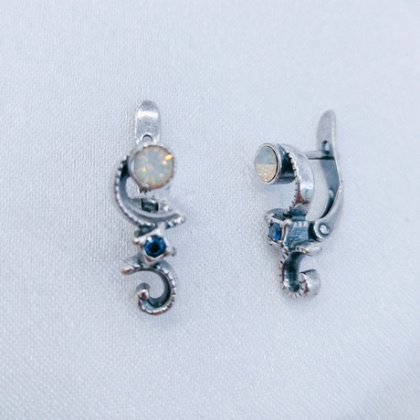 "Пикадилли" серьги в серебряном покрытии из коллекции "Винтаж" от Jenavi с английским замком