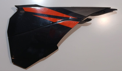 Пластик задний левый Мотоцикл KAYO K2 PRO