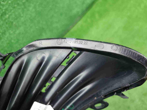 Накладка ПТФ правая Mercedes Е W212 (2013-2016)