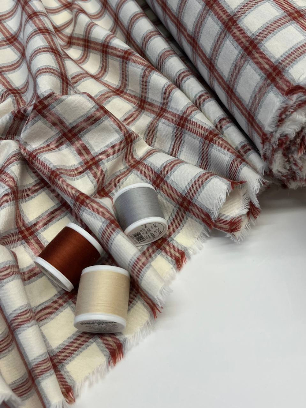 Хлопок фланель белый в серо-коричневую клетку