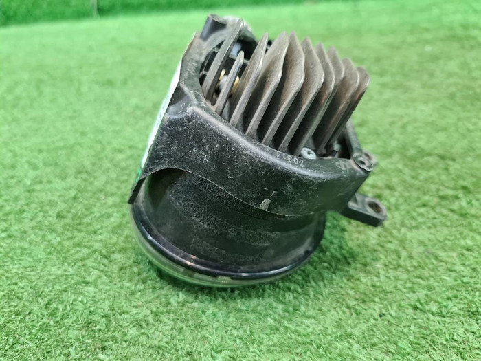 ПТФ левая Toyota Camry XV50 XV70 (2017-2021) LED