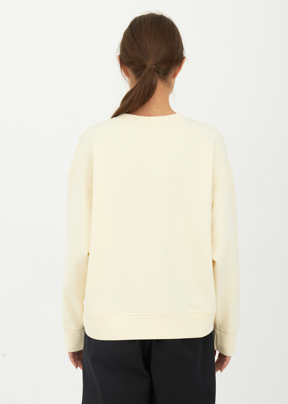 SWEATSHIRT | L | MILKY-WHITE COLOR (270-00)