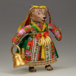 Ёлочная игрушка Медведица "Маша" с чайником и баранками