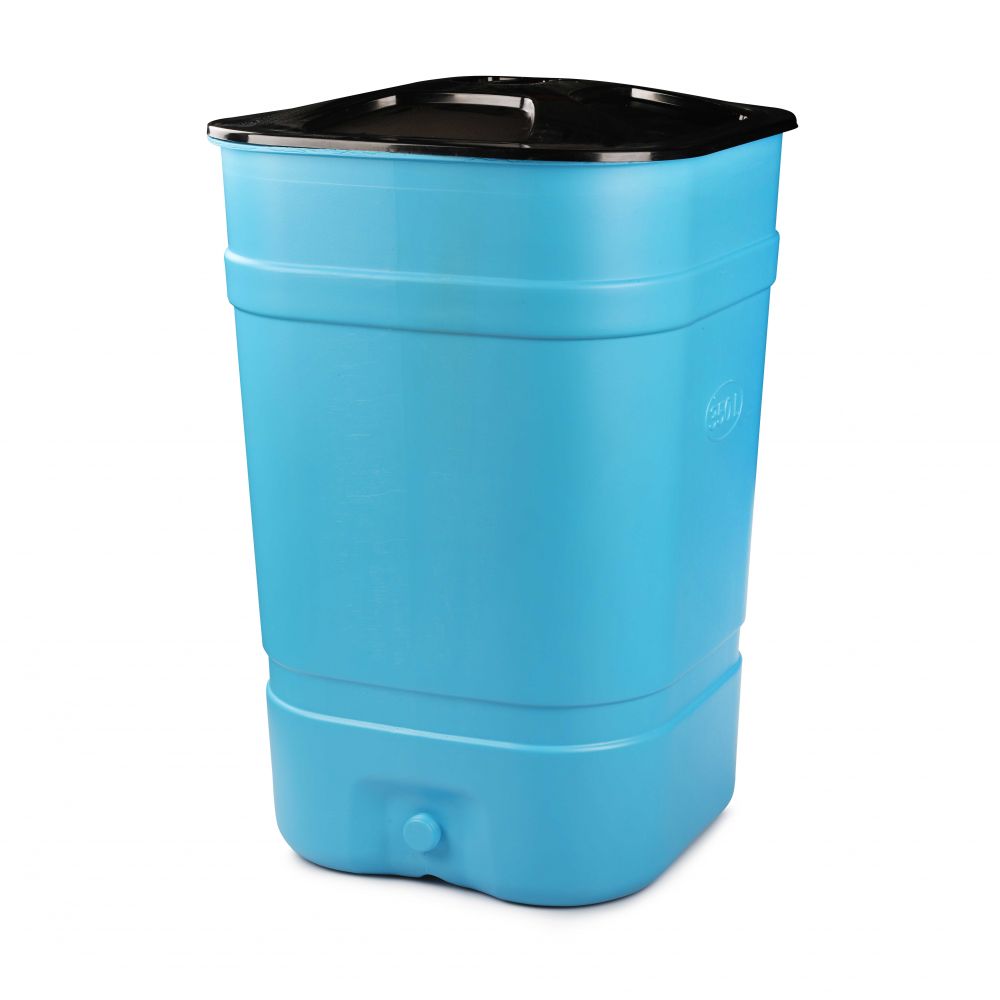 БАК ПЛАСТ. С КРЫШКОЙ КВАДРАТНЫЙ 300Л "АЛЬТЕРНАТИВА"