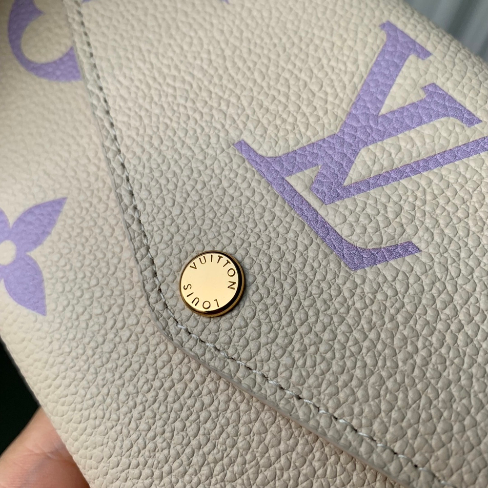 Louis Vuitton Sarah Wallet