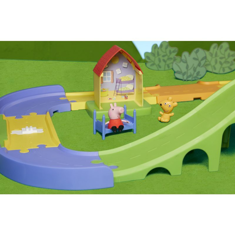 Hasbro Peppa Pig - Удивительное путешествие свинки Пеппы + автомобиль F4822