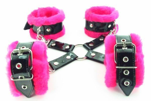 Набор фиксаторов краб с розовым мехом BDSM Light