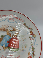 Тарелка Merry Christmas from Peter Rabbit Wedgwood 1997 год
