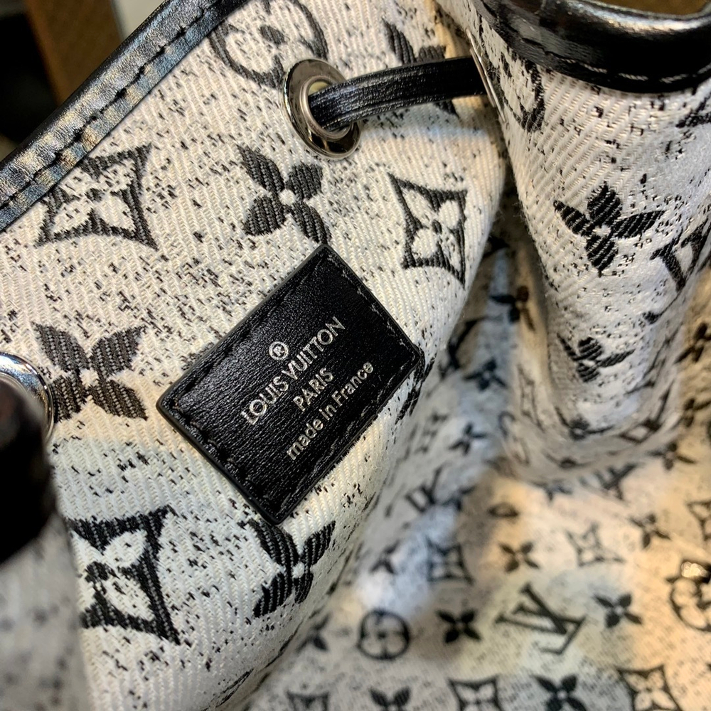 Louis Vuitton Petite Noe
