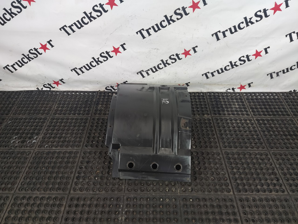 Крыло переднее левое передняя часть