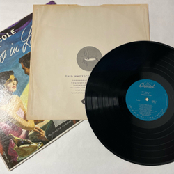 Винтажная виниловая пластинка LP Nat King Cole, Nat King Cole Sings For Two In Love (США 1957)