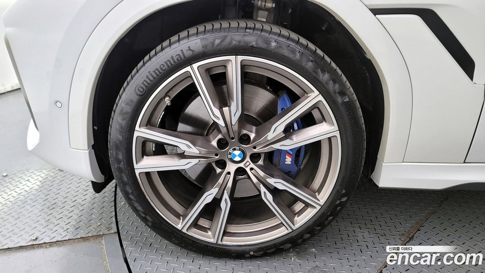 BMW X6 (G06) M50i (10.2021)
