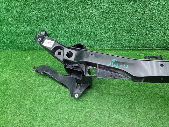 Телевизор Mercedes V W447 (2014-н.в.)