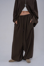 Костюм из тенсела с брюками аладинами.