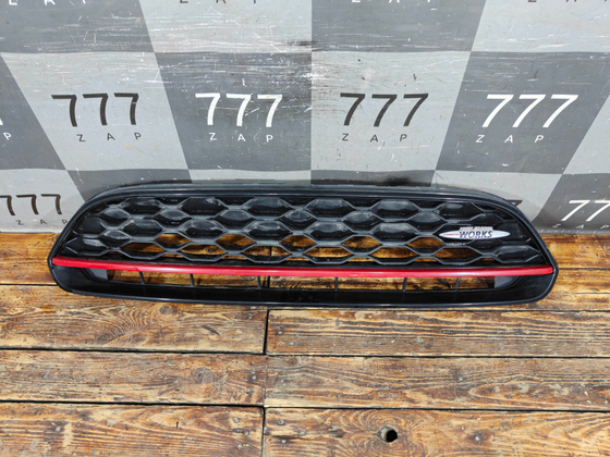Решетка радиатора JCW Mini Countryman 2 (F60) 16-24 Б/У Оригинал 51135A1A149