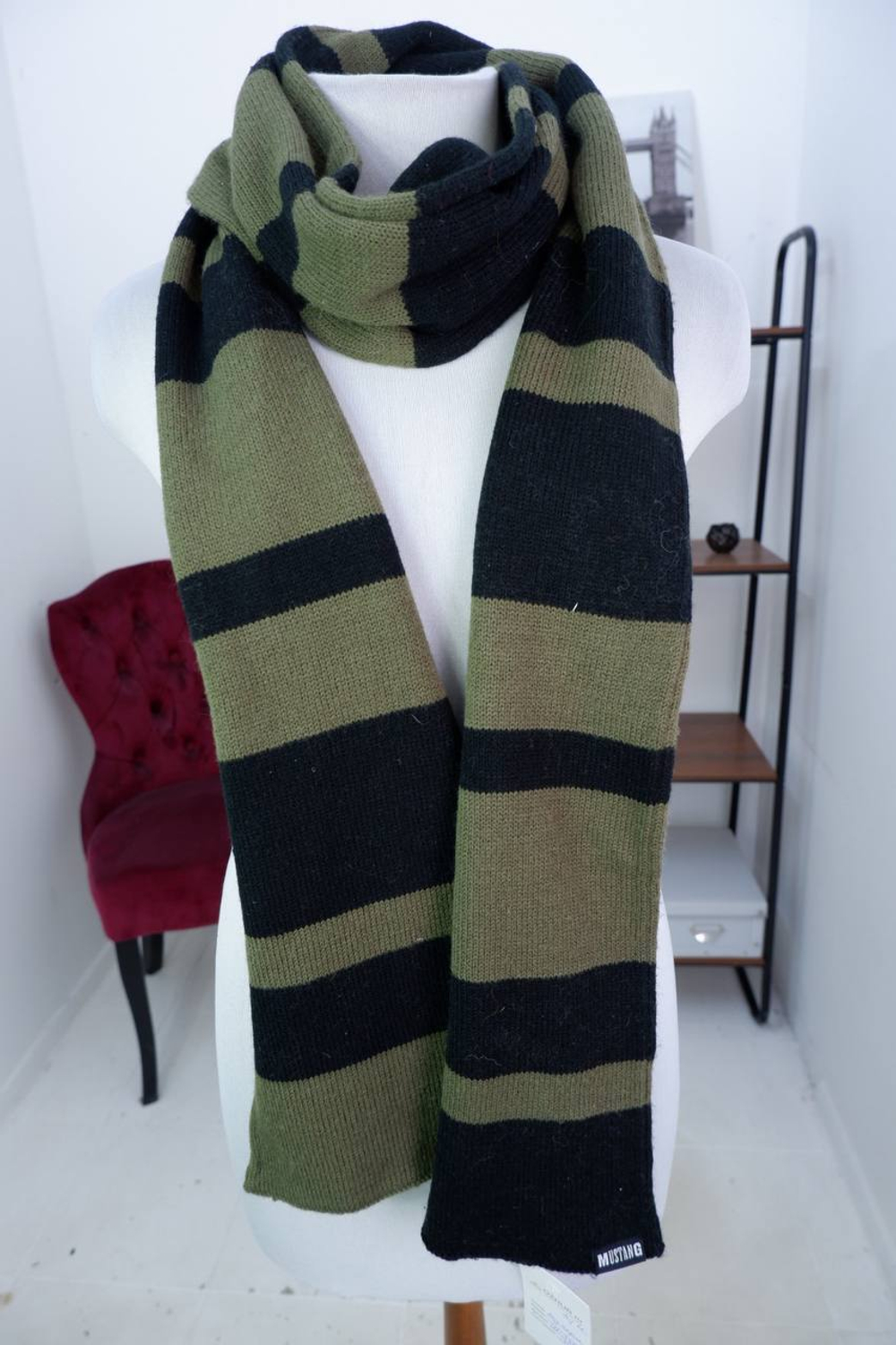 Шарф Mustang в полоску