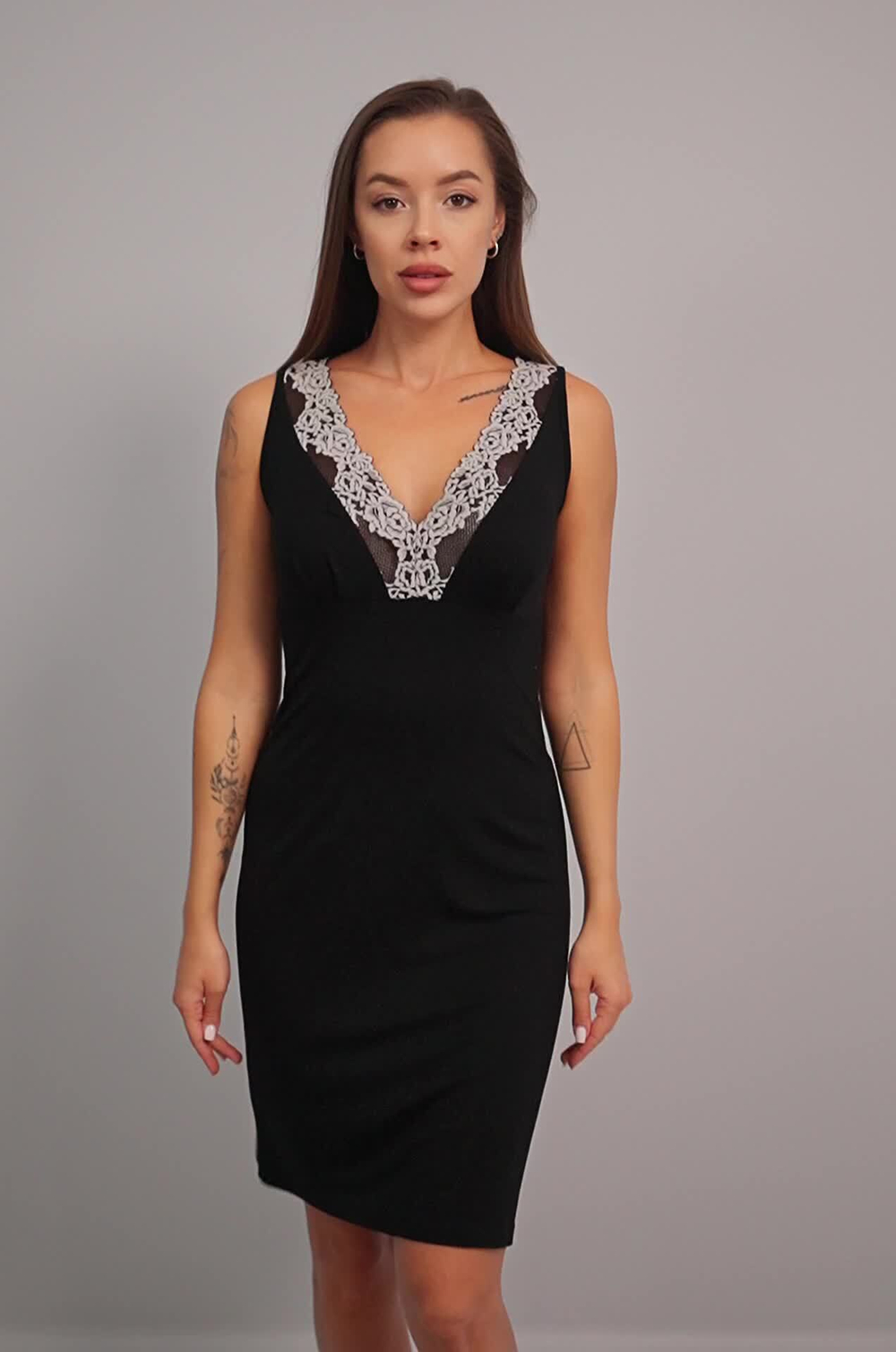 Женская сорочка из вискозы с кружевом Happyfox