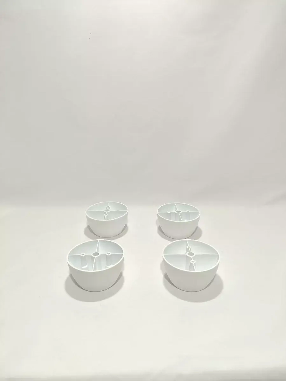 Мебельные ножки пластиковые для дивана шкафа и тумбочки