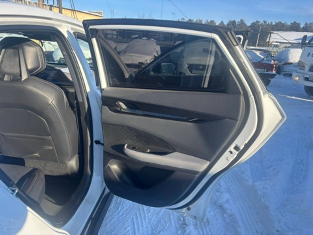Changan UNI-V 1.5 AT DLX