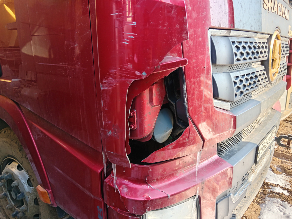 Shacman (Shaanxi) SX* 6x4 Седельный тягач SX42584V324 (Дизельный, 11,6 л, 423 л.с., МТ)