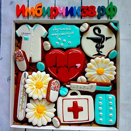 Имбирные пряники День медика