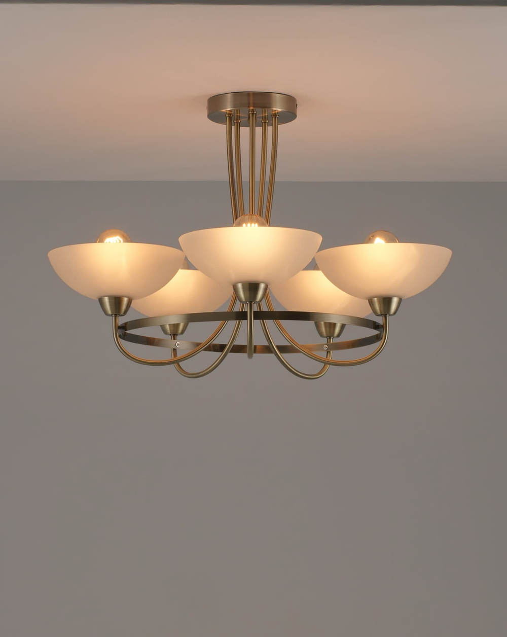 Люстра потолочная Moderli V1204-5C Lione