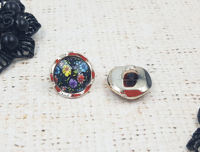 Пуговица костюмная, d 1,8 см.