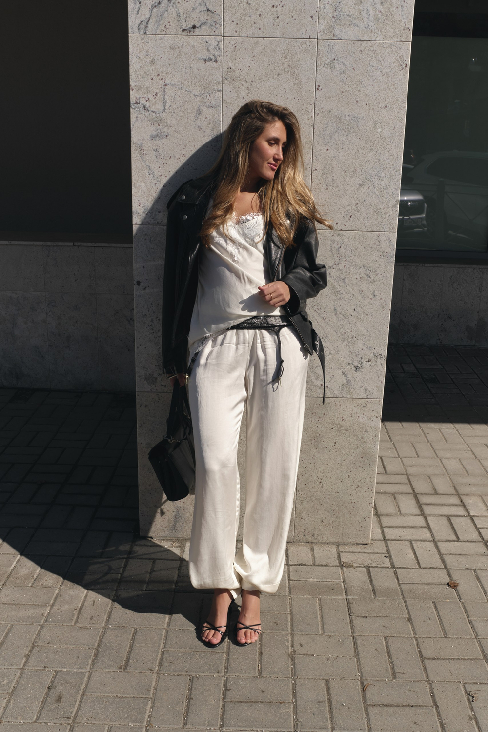 Топ с кружевом milk