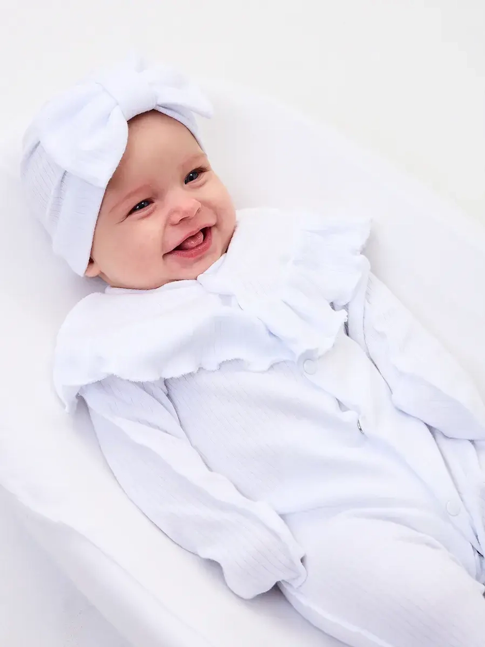 Комбинезон на выписку для новорожденного