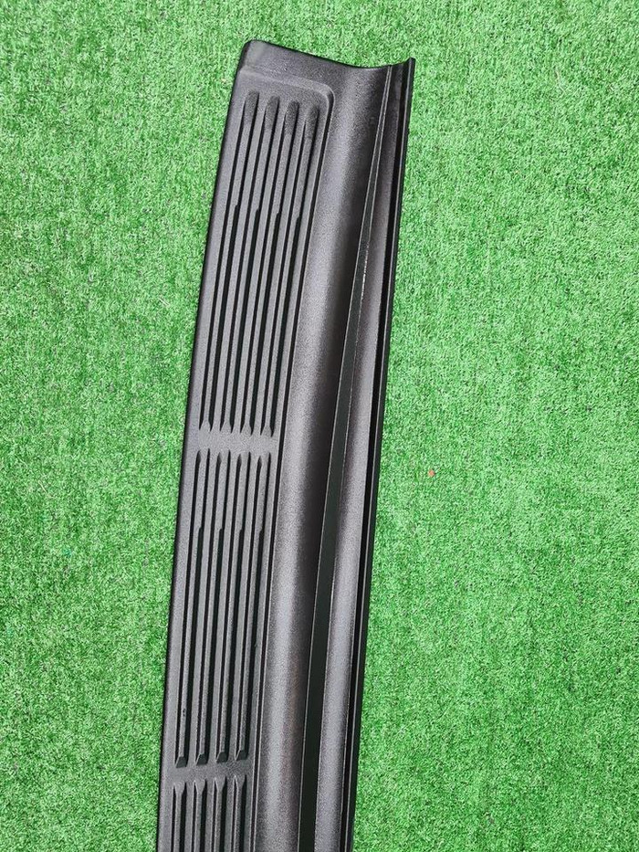 Накладка заднего бампера Lexus LX 3 (2015-2023)