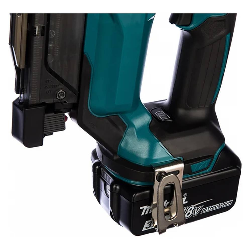 Аккумуляторный гвоздезабиватель Makita DPT353RFE