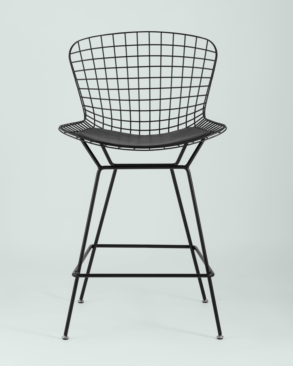 Стул полубарный с низкой спинкой Bertoia черный с черной подушкой