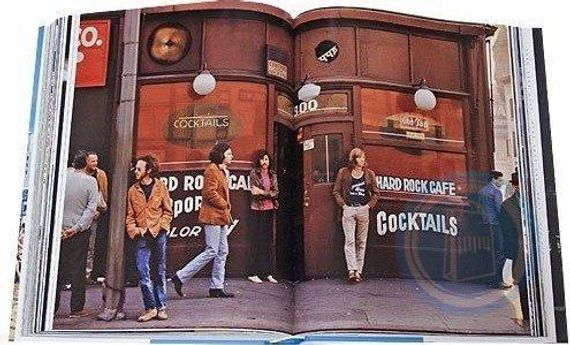 Los Angeles, Portrait of a Cit